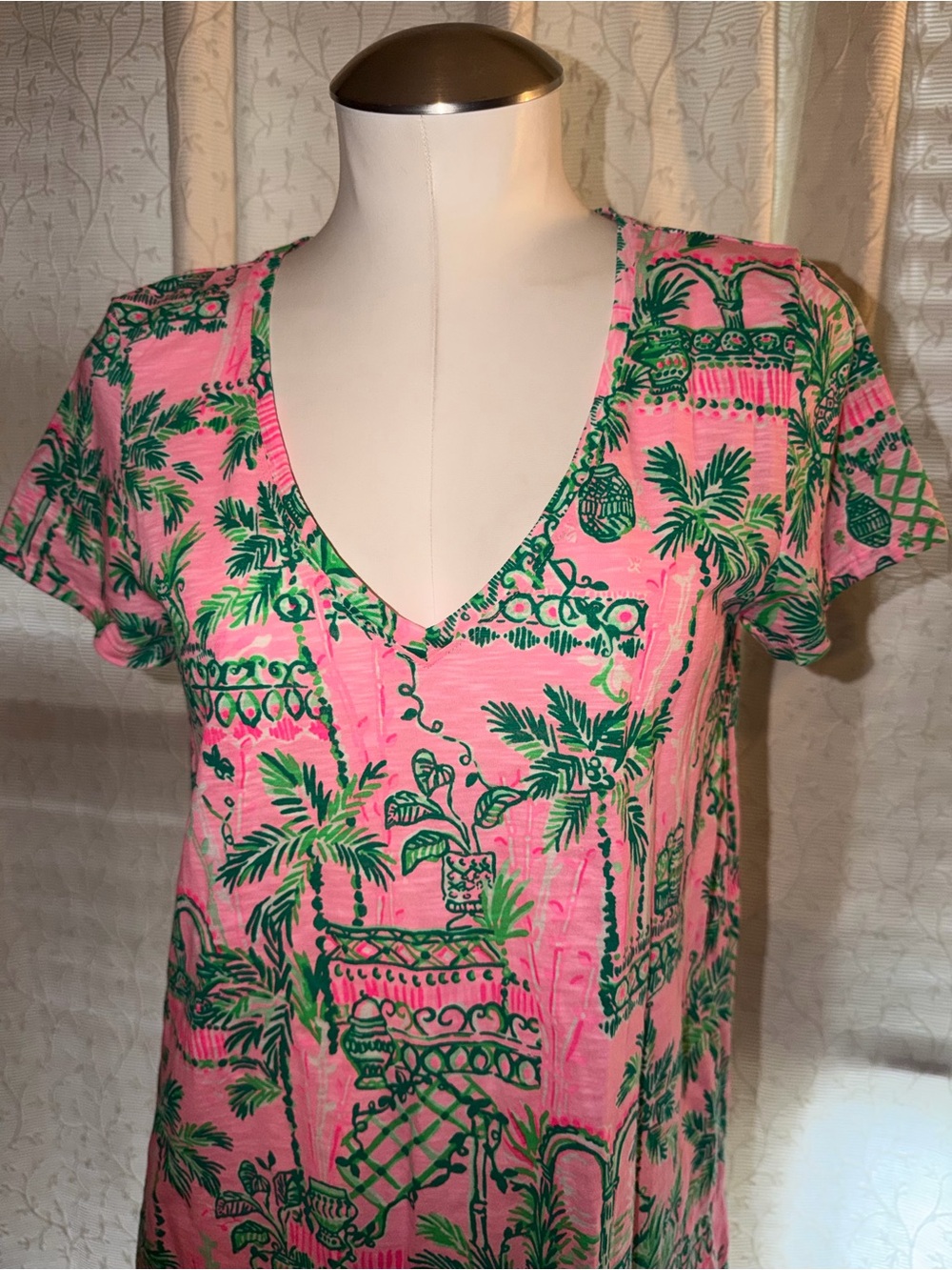 Lilly Pulitzer short-sleeve top - Picture 2 of 7
